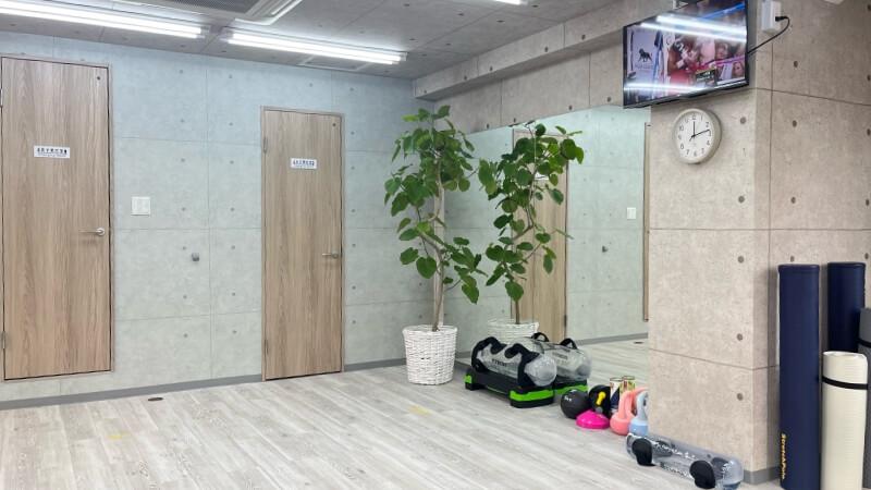 館内